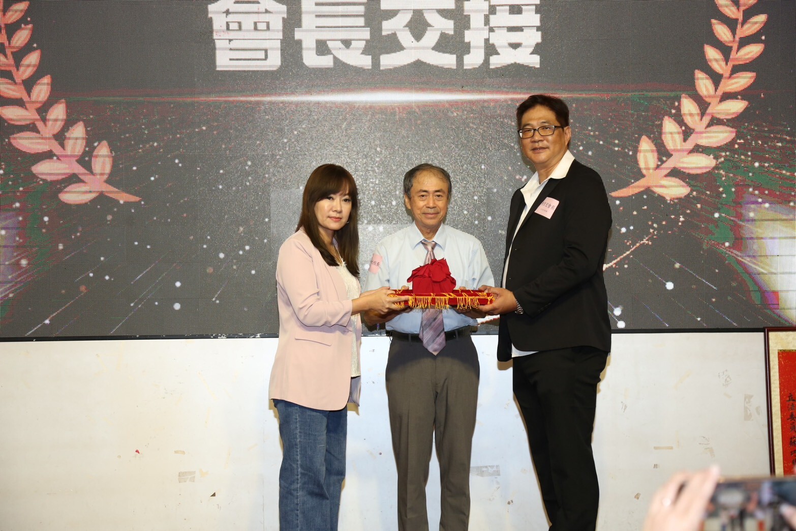 1141001家長會長交接圖片